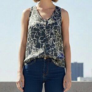 Mossimo Supply Co. Gray and White Patterned Blouse